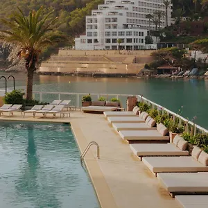 https://cala-llonga-resort.ibizaislandhotels.net